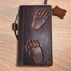 Genuine Leather For Apple iPhone 11 12 13 14 15 Pro Max 7 8 plus Mini SE XS Case Wallet Cover Stamping Bear Paws Handmade Leather Case
