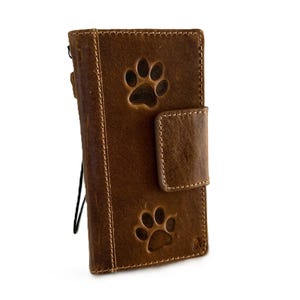 Capa de couro genuíno para Google Pixel 4 5 6 7 8 9 A Pro XL 4G 5G Carteira dobrável feita à mão Livro Vintage Estampagem Patas de cachorro Couro por Art Amit