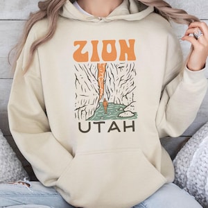 Zion National Park Sweater: Utah Vintage Graphic Hoodie Crewneck Sweatshirt