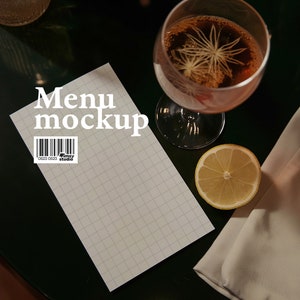 Maqueta de menú de bar profesional en formato PSD: marca digital, diseño de menús y exhibiciones de bar. Ideal para restaurantes y bares de cócteles.