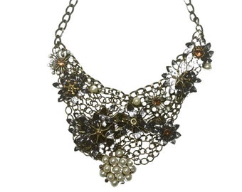 Gothic floral bib necklace, Oversized beaded jewelry piece, Bronze color chunky statement necklace, Vintage Chain Maille fashion collection