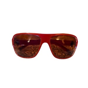 Vintage red Maxx sunglasses, Women&#39;s large bright sunnies for winter, Vintage fashion collectibles, Retro fashion style, Winter sports looks