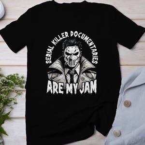 T-shirt Criminal Cases True Crime, Storie horror mistiche per i fan del crimine, Top criminale mascherato misterioso, Camicia investigativa