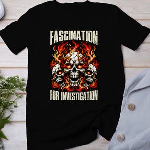 Criminal Cases True Crime T-shirt, storie investigative affascinati per i fan del crimine, maglietta criminale con teschio misterioso, maglietta investigativa