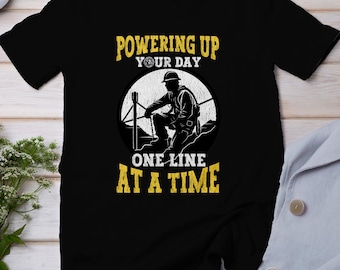 Traje de electricista, camiseta de instalador de líneas, camiseta de escalador de postes de electricidad, regalo profesional de electricista, idea de regalo de artesano, camiseta de red eléctrica