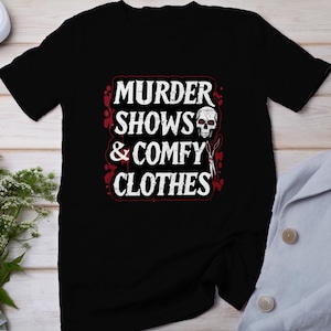T-shirt Amante dei casi criminali True Crime, T-shirt con storie horror per i fan del crimine, Top criminale Avventura misteriosa, Camicia investigativa