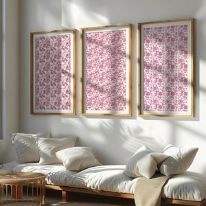 Juego de 3 impresiones Toile De Jouy rosa, arte de pared chinoiserie, estampado floral y de pájaros rosa vintage, decoración de pared chinoiserie, arte con patrón de porcelana
