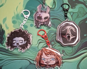 Schlüsselanhänger mit Motiven aus Dead by Daylight, Killer, Huntress, Spirit, Chucky und Ghost Face!
