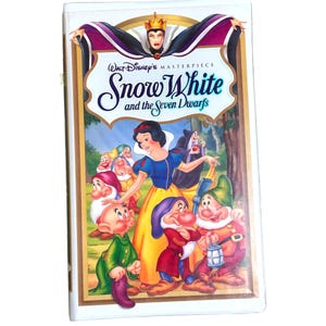 Vintage Walt Disney&#39;s Masterpiece Snow White and the 7 Dwarfs VHS 1994 VGUC  CLASSIC