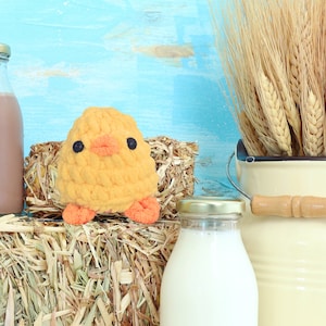 Pip the Little Chick Crochet Pattern | Easy Amigurumi Chicken Crochet PDF Pattern