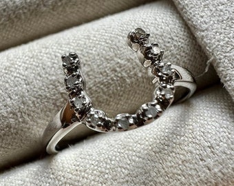 Vintage 14k White Gold Diamond Horseshoe Ring, 14k Gold Horseshoe Ring, White Gold Diamond Ring, Good Luck Ring, Diamond Luck Ring, Size 7