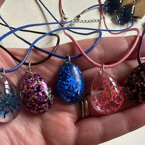 Handmade Resin Raindrop Pendant Necklace and Earrings Set, Sparkling Teardrop Shaped Flower Necklace and Earrings - 5 Options Available
