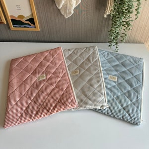 Laptoptasche, Gesteppte Laptoptasche mit Baumwollfutter, MacBook-Hülle, handgefertigte Stoffhülle für MacBook Pro und Air Bild 2