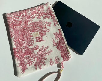 Handmade Toile de Jouy Fabric Laptop Pouch: Chic MacBook Sleeve