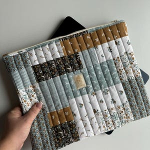 Laptop Sleeve,Quilted iPad Tablet Sleeve,Patchwork Pattern Laptop Sleeve,Laptop pouch 13” 14”, iPad Tablet Sleeve, Laptop Bag,Gift for Her