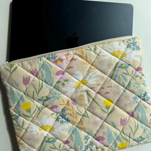 Laptop Bag,Quilted Laptop sleeve with cotton lining,MacBook Sleeve,Laptop Sleeve,Handcrafted Fabric Cover for MacBook Pro and Air