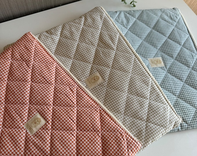 Handmade Plaid Quilted Laptop Sleeve: Cotton Lined MacBook Bag