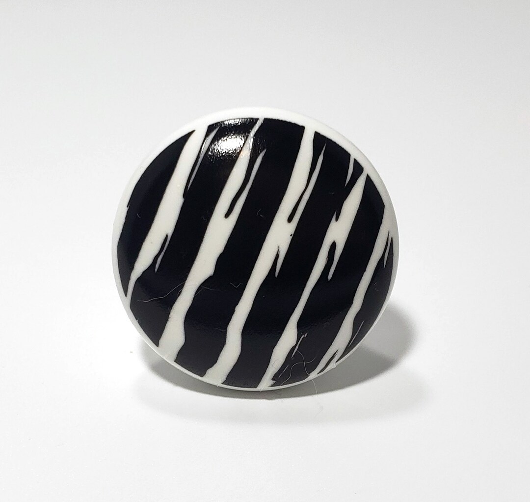 Black and White Dresser Knobs / Custom Knobs & Pulls / Abstract Black and White