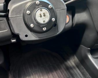 RD1/RA1 After-Market Steering Wheel Cover Plate