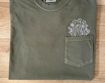 Embroidered BLOOMING FLOWERS Pocket T-Shirt | Comfort Colors Vintage Dyed Pigment | Unisex Fit