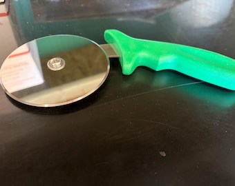 Engraved Stainless Steel Pizza Cutter: TMNT Theme, Ergonomic Green  Handle