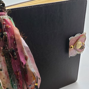 Tassel for junk journal or scrapbook cover