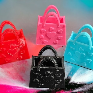 Modepuppen Geldbörse Accessoire, Puppenhandtasche mit Herzen, Puppenzubehör