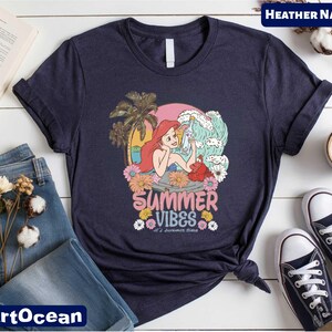 a t - shirt that says summer vibes on it
