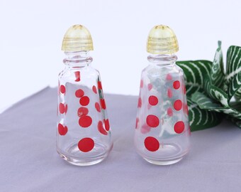 Vintage Anchor Hocking Red Polka Dot Salt and Pepper Shakers Clear Glass