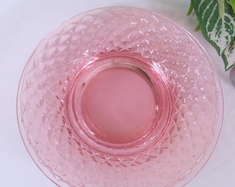Vintage Set of 4 Pink Depression Dessert Lunch Plates size 6” Diamond Pattern