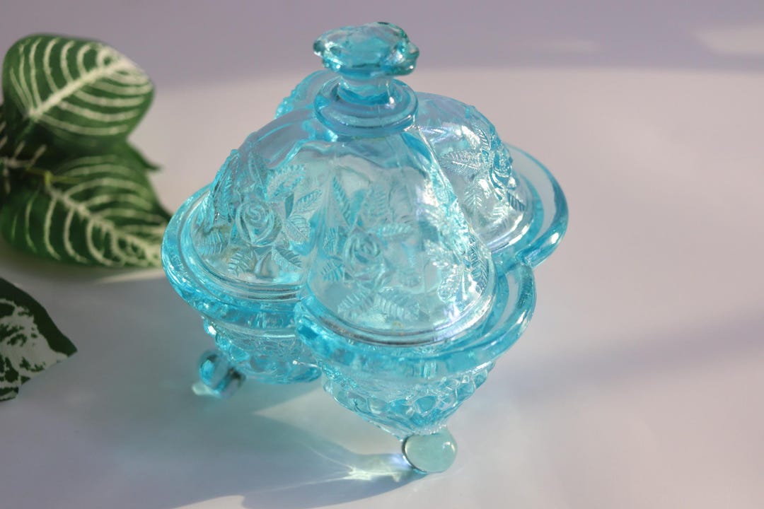 青と金の高脚ガラス皿 サラツギ｜三方福 狩野智宏作 脚付きガラス皿 14個セット