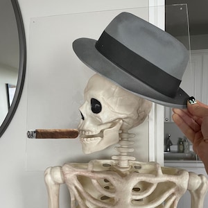The Fahrenden Crooner Halloween-Kostüm 2025 TheDrivingCrooner.com Fahren Crooner Aufkleber Ich denke, Sie sollten mit Tim Robinson ITYSL gehen