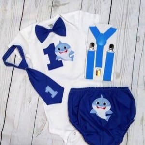 Traje de primer cumpleaños de tiburón