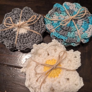Hand knitted Coasters, Housewarming Gift, Gift for mothers, Eco friendly Coaster, Unique Gift 4 PC set