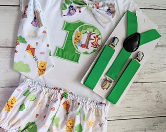 Conjunto de Winnie the Pooh para el primer cumpleaños Conjunto de Winnie the Pooh para la tarta de cumpleaños