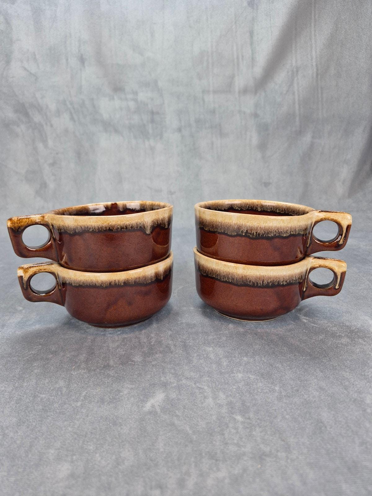 陶器の壺 - グレーと茶色のアクセント 陶器の壺 - グレーと茶色のアクセント 【公式通販】