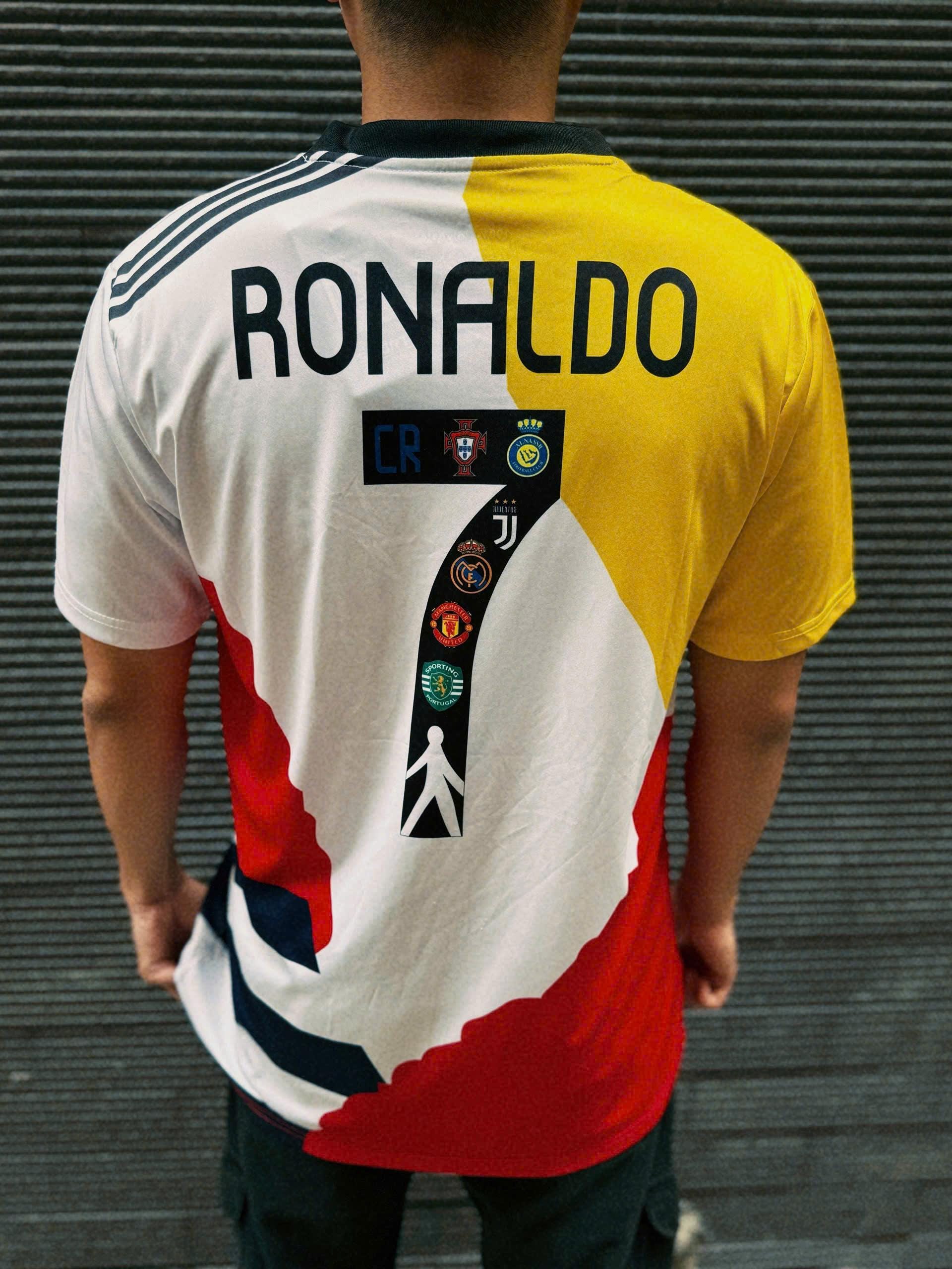 Ronaldo 直筆サイン入り記念シャツ Signed Cristiano Ronaldo Shirt : r/cristianoronaldo