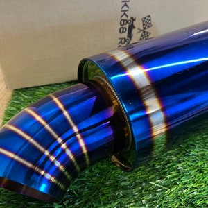 Il silenziatore di scarico per auto 2.5 lascia il colore Blu ricambi auto nuovo di zecca