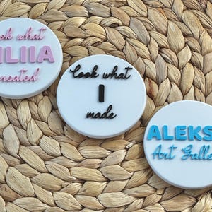 Personalized Kids Art Display Magnet: Custom Name Fridge Gallery