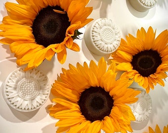 Miracle Leaf Sunflower Soap