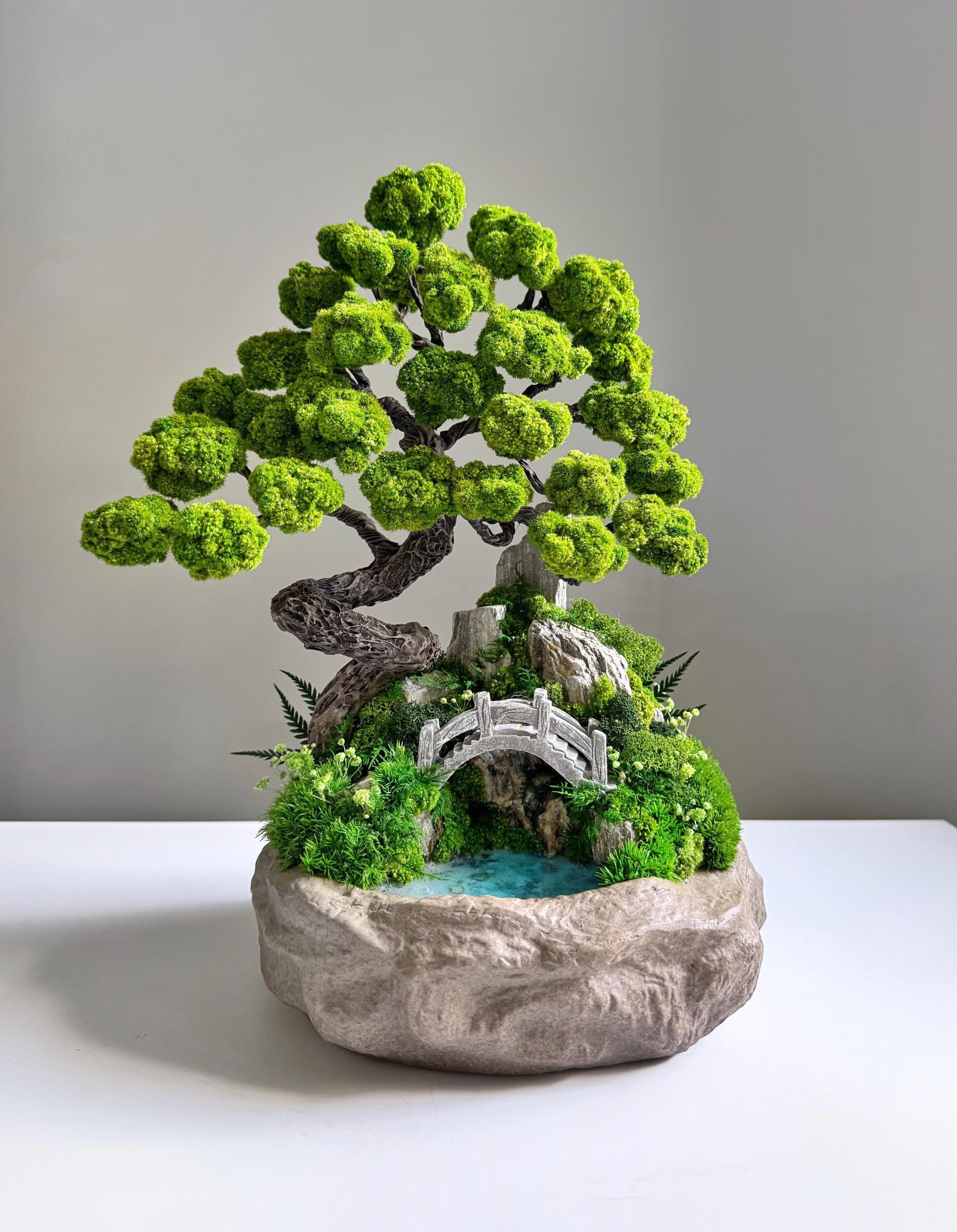 Preserved Moss Bonsai Tree With Mini Bridge, Zen Garden Decor, Glow in the  Dark Pond, Handmade Lucky Tree in Ceramic Planter - Etsy Israel