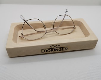 Glasses rack made of wood (maple)