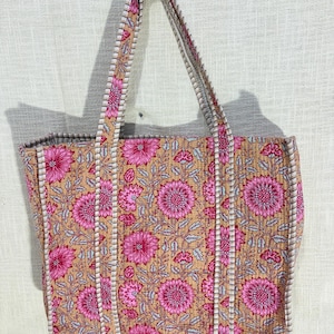 Handmade Quilted Tote Shopping Bag, Flower Print Cotton Market Bag, Jhola Bag, Hippie Bag, Market Bag Reversible Carry Bag, Beach Bag