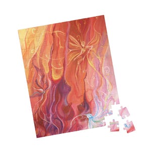 Op de afbeelding: Een kleurrijke puzzel met een fee met uitgespreide vleugels, omringd door draaiende patronen in tinten oranje, roze en paars. De puzzelstukjes zijn verspreid rond de randen van de afbeelding.