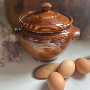 Vintage French lidded confit pot, confit pot, vintage kitchen, country living, farmhouse decor, vintage home, French confit, French home