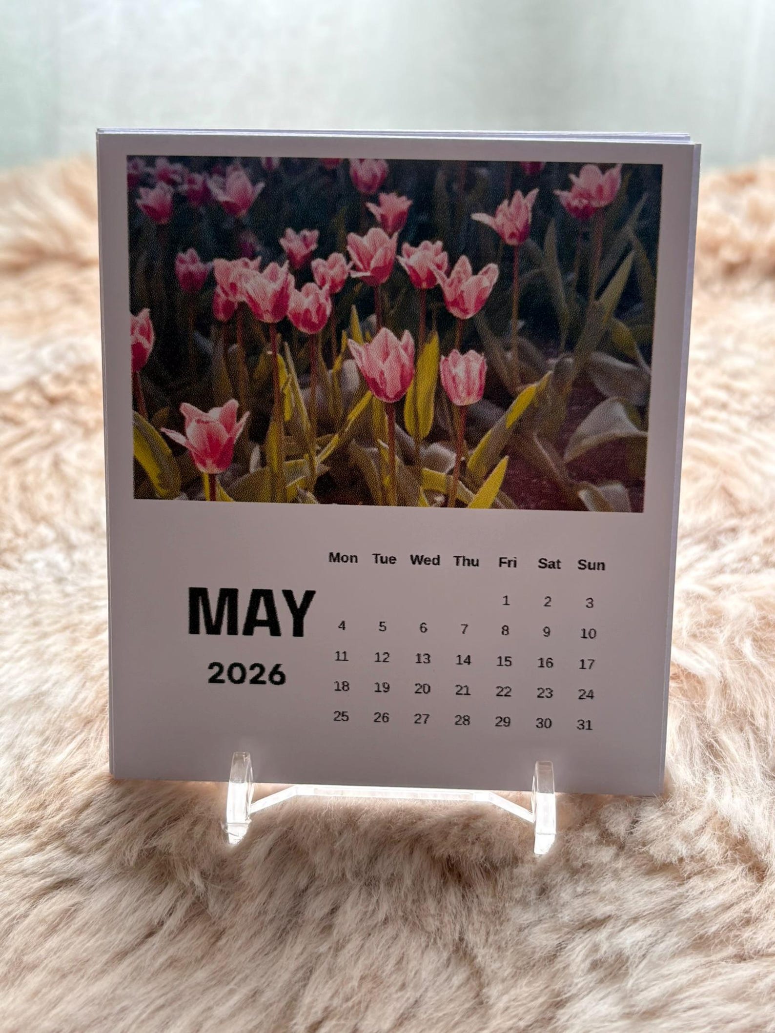 2026 Floral Desk Calendar – Printable Mini Easel Calendar With Canva ...