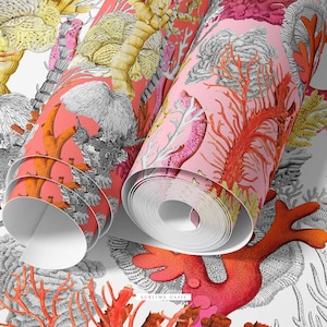 Carta da parati Sublime Oasis Coral Reef: murale marino tropicale, rosa e arancione vivaci / opzioni di materiali staccabili e attaccabili o tradizionali.