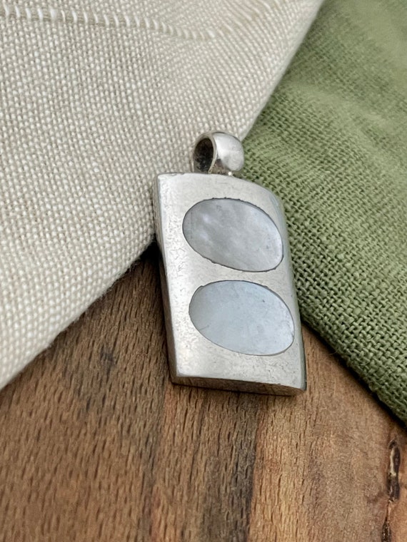 Nice Large Square White Shell Stone Pendant Solid… - image 3