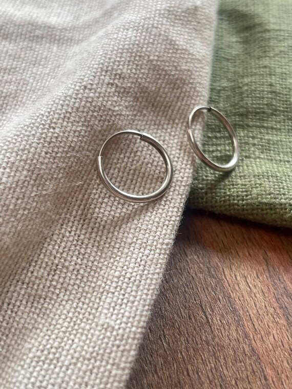 Cute Small Thin Loop Ring Hoop Earrings Solid Ste… - image 2
