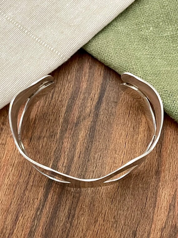 Wave Pattern Torque Bangle Bracelet Solid Sterlin… - image 3